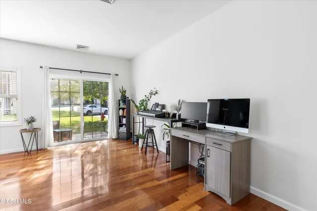 $274,900 | 401 Avalon Place, Cohoes, NY 12047