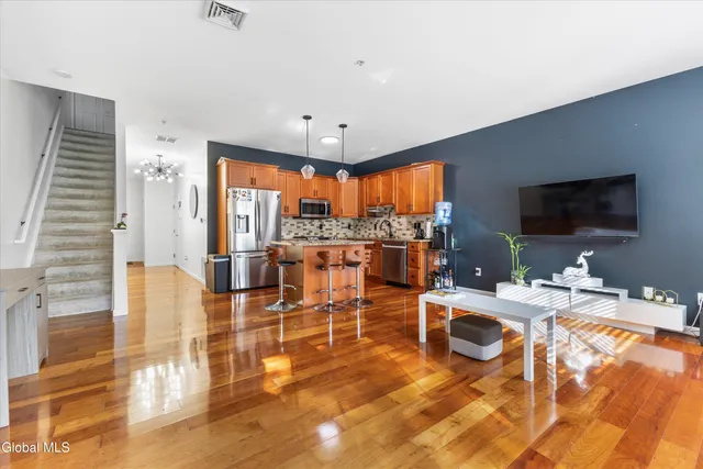 $274,900 | 401 Avalon Place, Cohoes, NY 12047