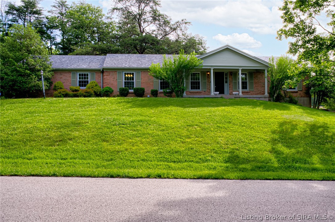 14 Trimingham Road New Albany, IN 47150 - Photo 1 of 60