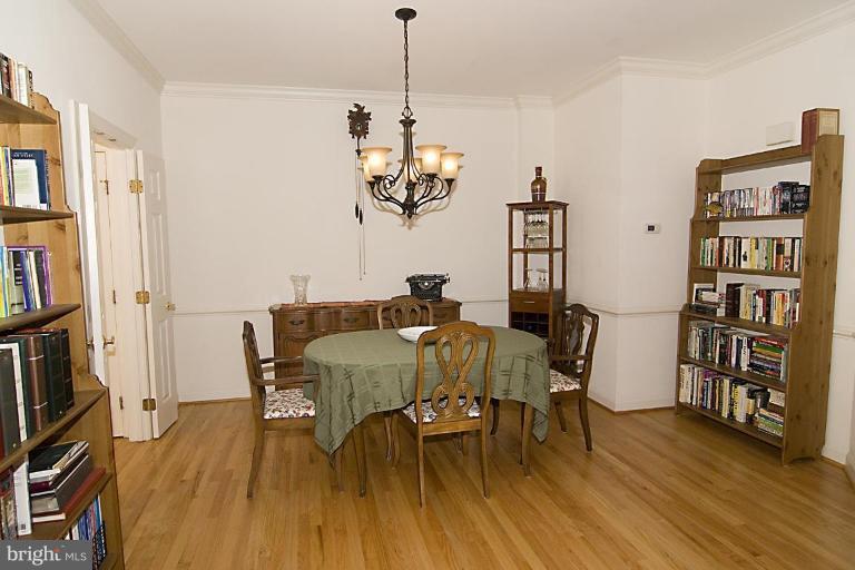 137 Roland Court Southwest Vienna, VA 22180 - Photo 10 of 26 Dining Room