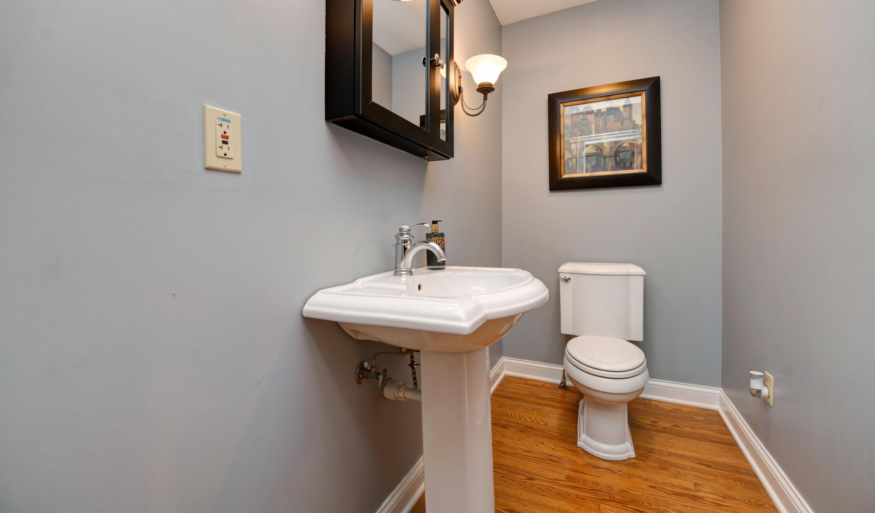 2210 Farleigh Road Columbus, OH 43221 - Photo 29 of 57 Half Bath