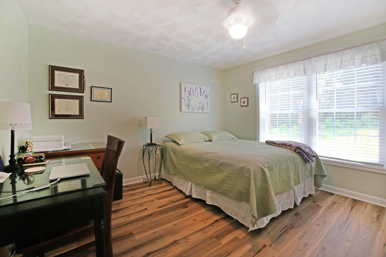 8 Royal Lane, Unit 22 Raymond, NH 03077 - Photo 27 of 60