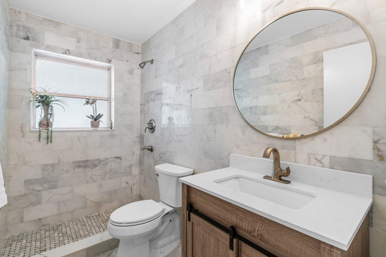 27 Pinehurst Lane Boca Raton, FL 33431 - Photo 20 of 33 021-27PinehurstLane-BocaRaton-FL-33431-S