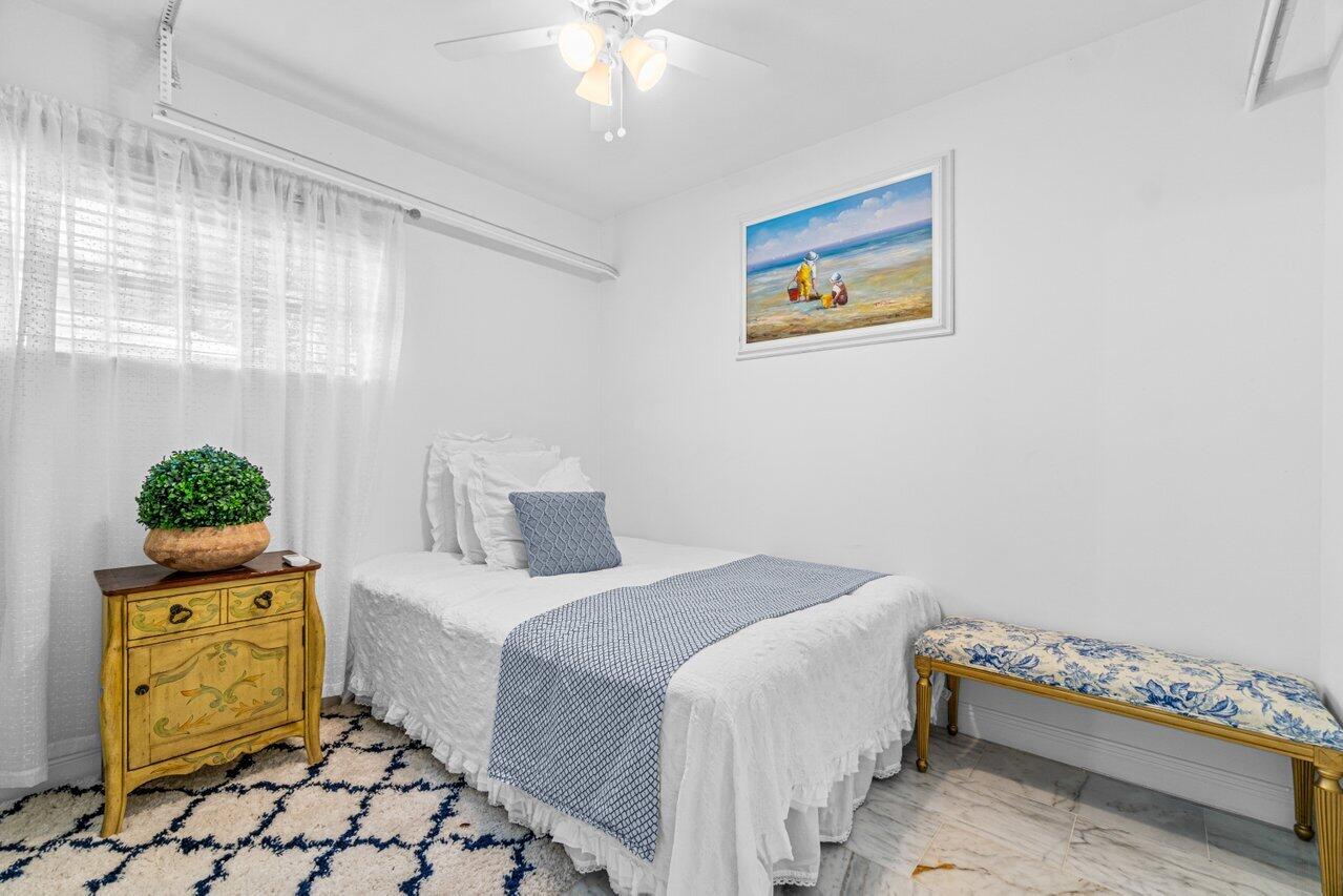 27 Pinehurst Lane Boca Raton, FL 33431 - Photo 22 of 33 027-27PinehurstLane-BocaRaton-FL-33431-S