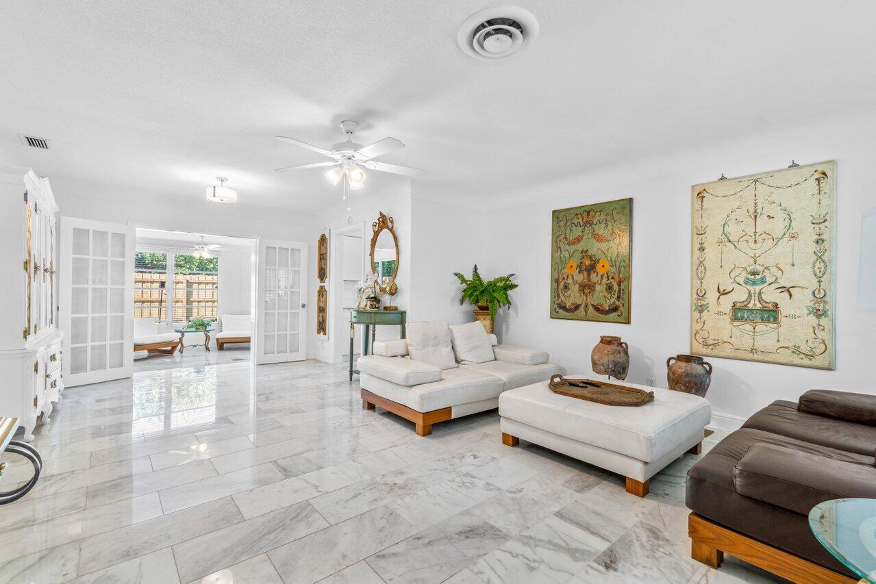 27 Pinehurst Lane Boca Raton, FL 33431 - Photo 6 of 33 007-27PinehurstLane-BocaRaton-FL-33431-S