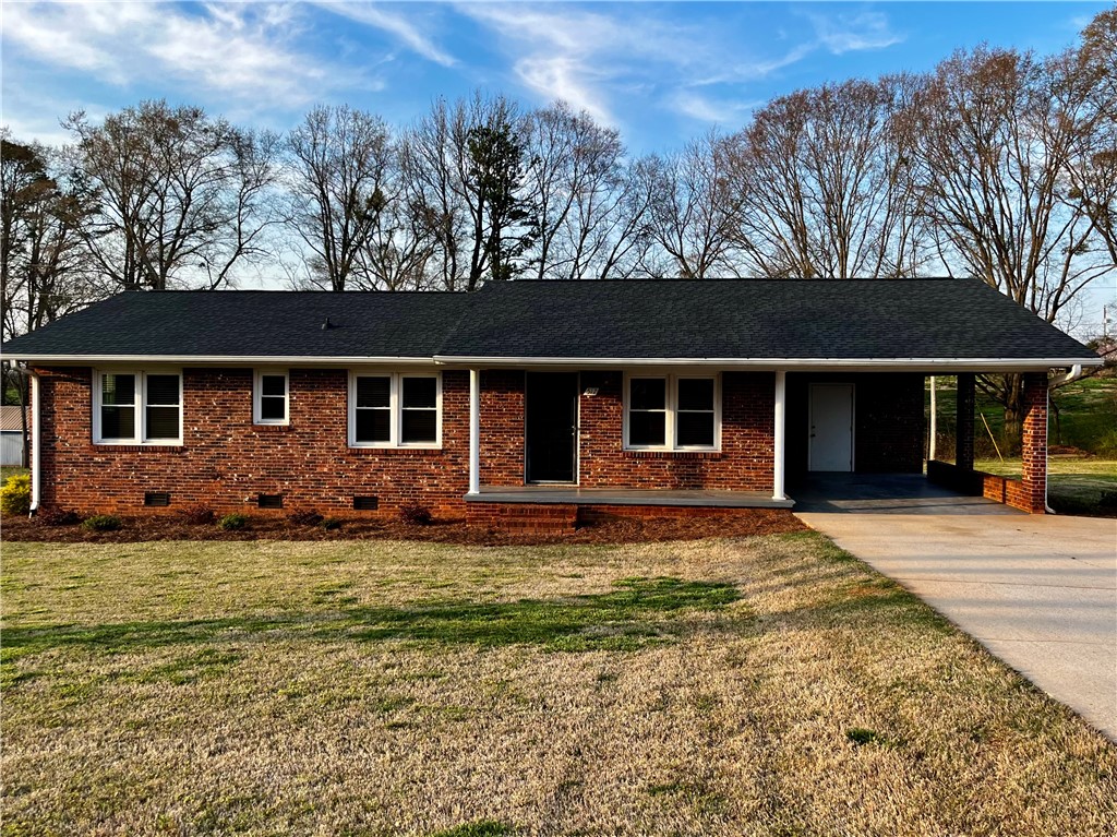 517 Williams Farm Road Westminster, SC 29693 - Photo 1 of 14 Welcome Home to 517 Williams Farm Rd!