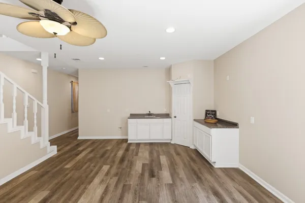 $435,000 | 313 Grand Avenue, Bacliff, TX 77518