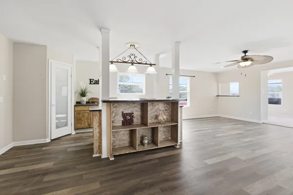 $435,000 | 313 Grand Avenue, Bacliff, TX 77518