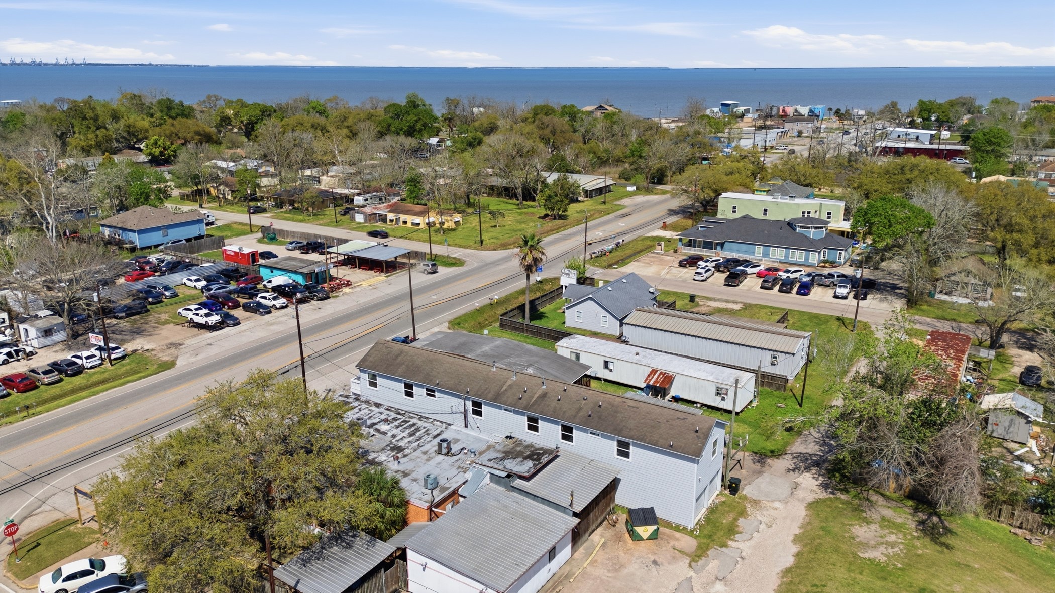 313 Grand Avenue Bacliff, TX 77518 - Photo 47 of 50 an aerial view of a city