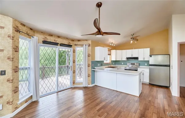 $348,500 | 131 Hollyhock Drive, Troy, MO 63379