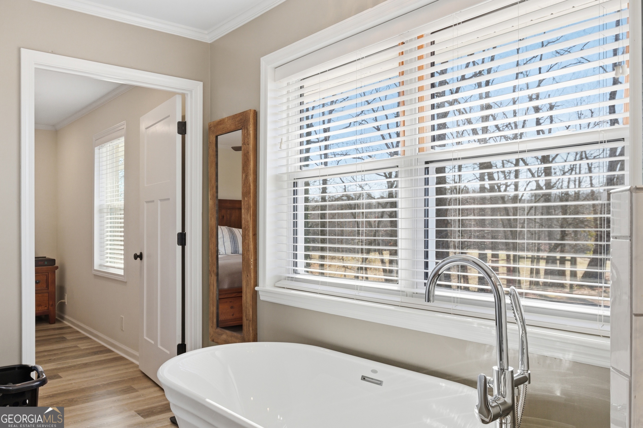 281 Line Road Toccoa, GA 30577 - Photo 34 of 93 a bathroom with a bathtub and a window