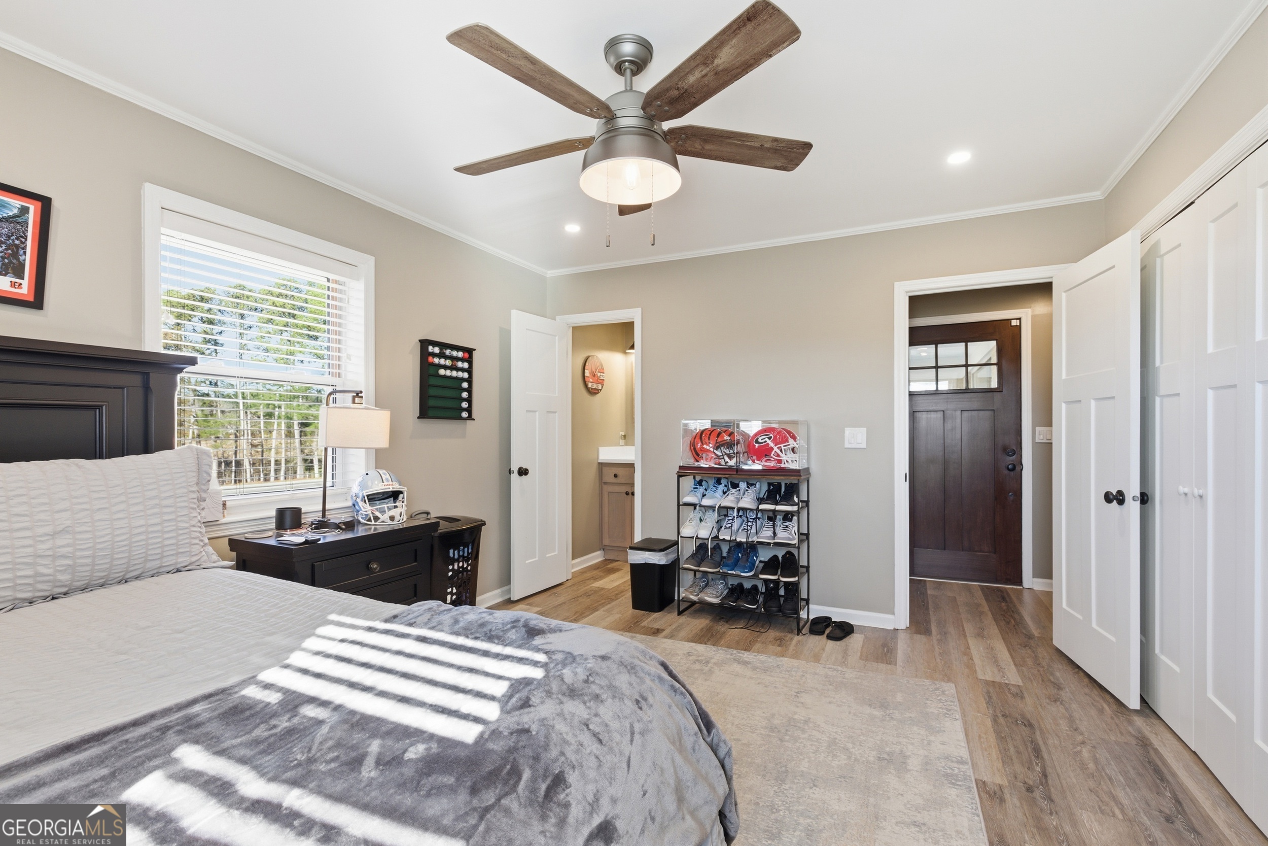 281 Line Road Toccoa, GA 30577 - Photo 40 of 93 a bedroom with a bed and a couch