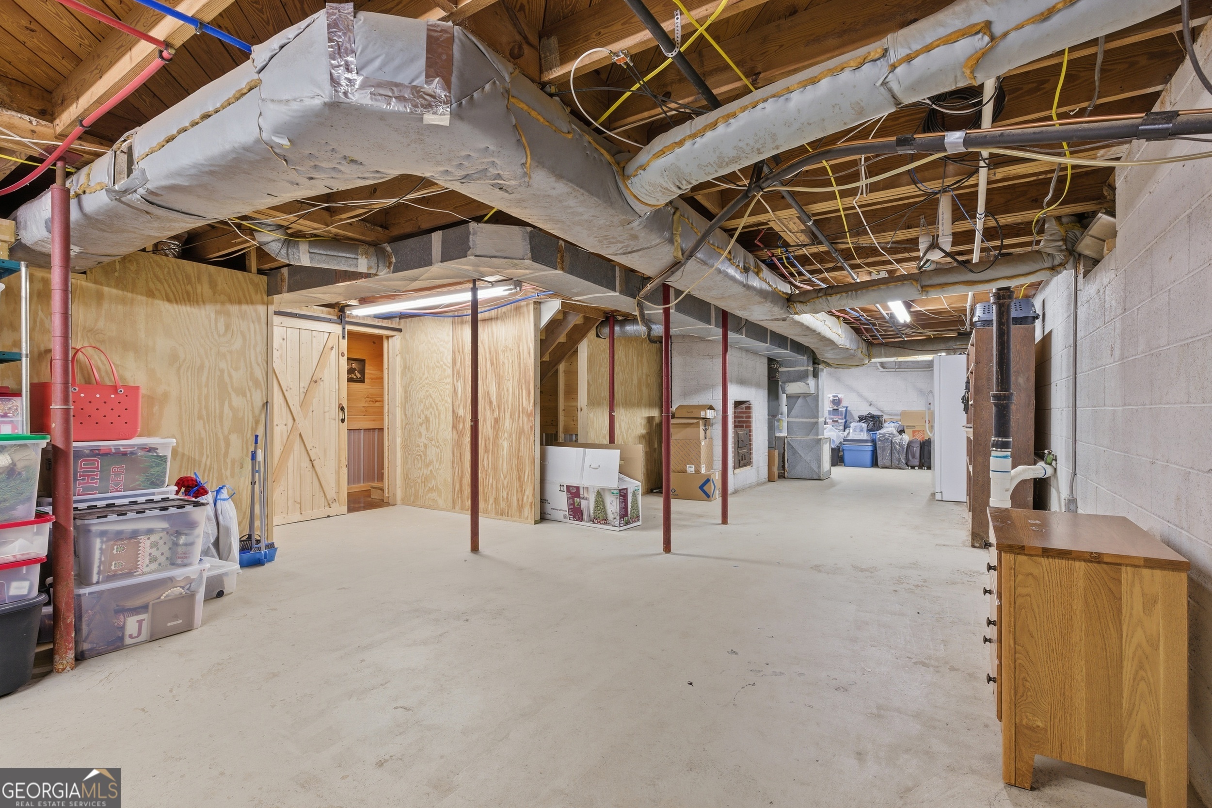 281 Line Road Toccoa, GA 30577 - Photo 54 of 93 a view of a garage with storage