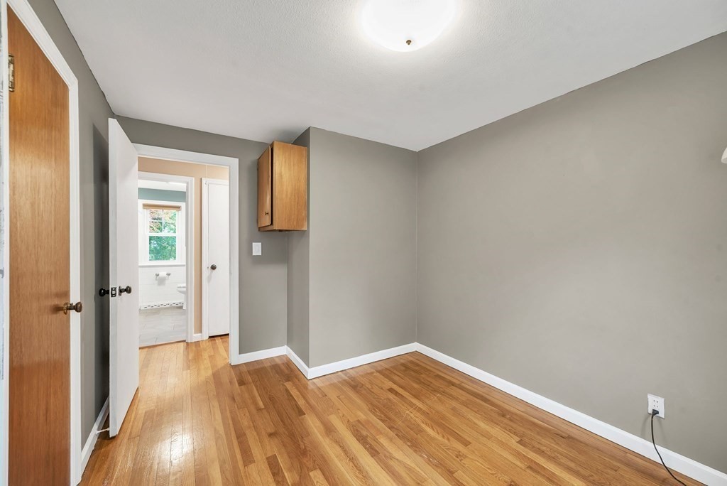127 Aldrew Terrace Springfield, MA 01119 - Photo 20 of 30 Gallery Image 20