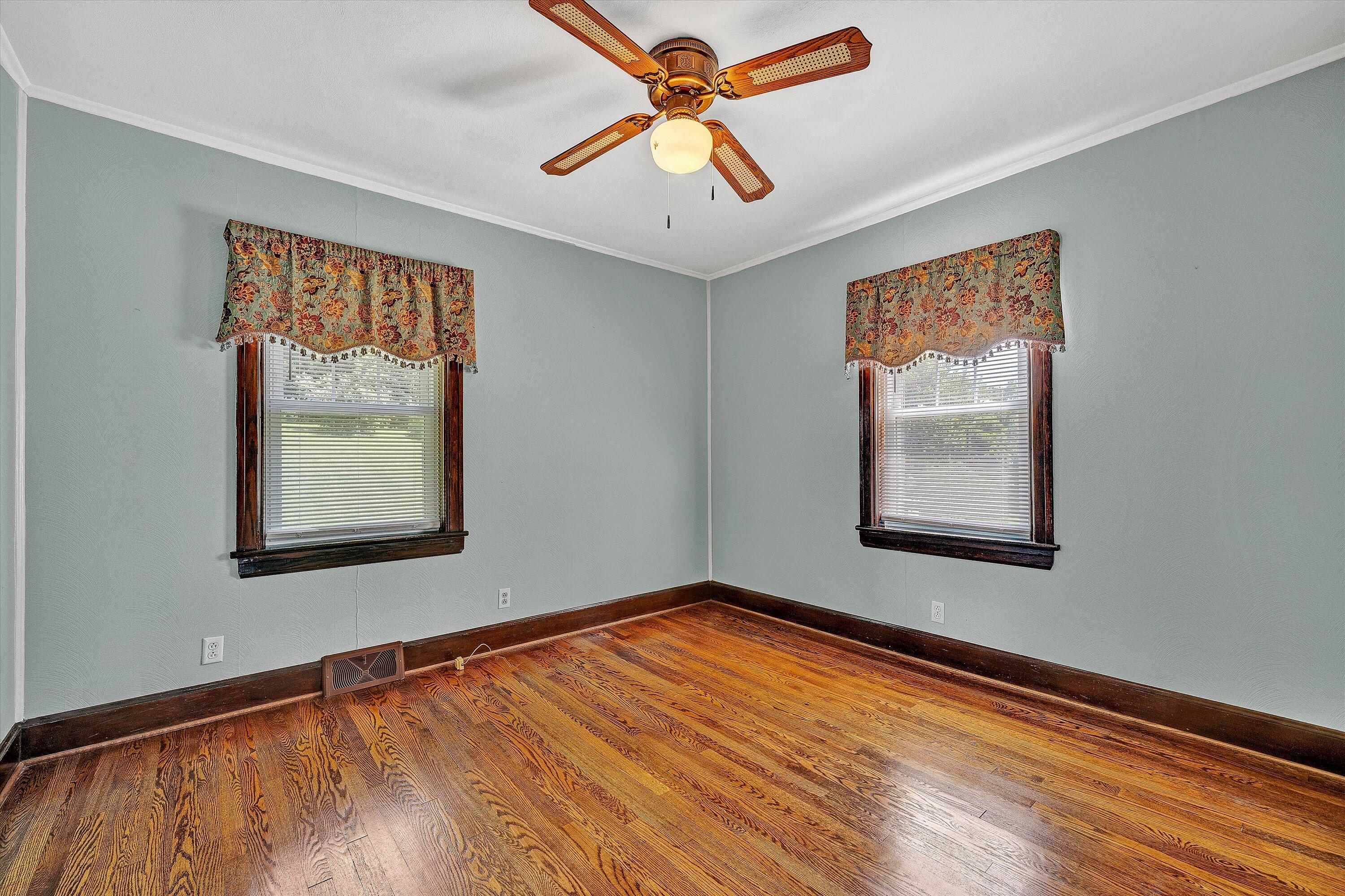 77 Mountain Pass Road Blue Ridge, VA 24064 - Photo 16 of 42 12-VM-05897