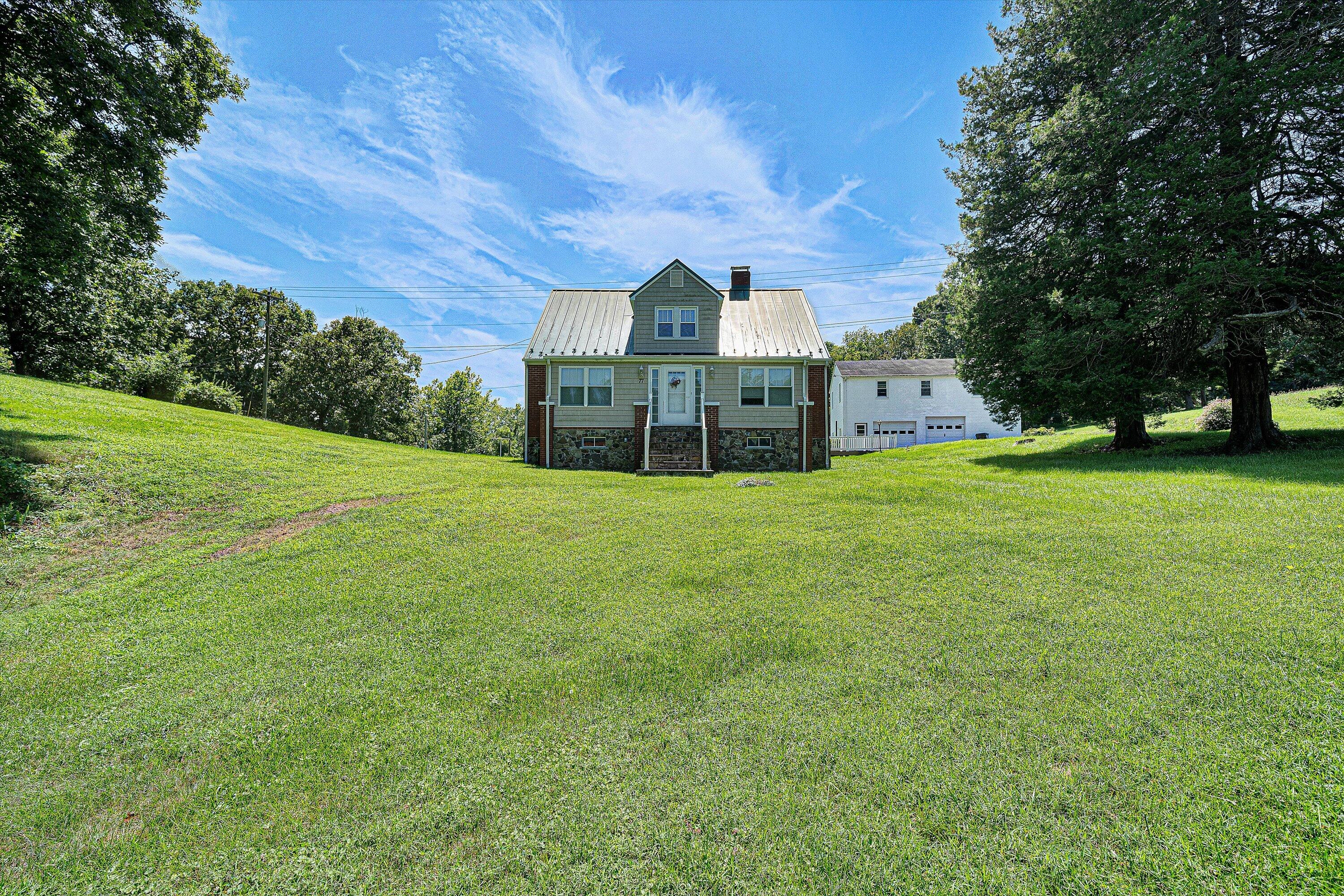 77 Mountain Pass Road Blue Ridge, VA 24064 - Photo 6 of 42 01-VM-05827