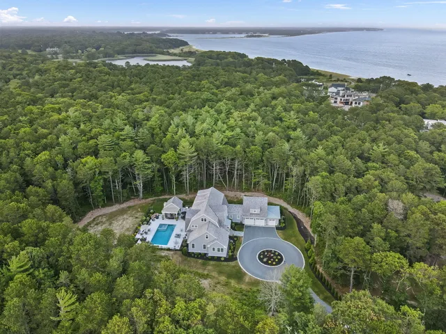 $4,850,000 | 444 Vineyard Road, Cotuit, MA 02635