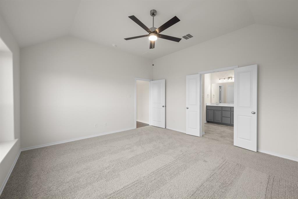 810 Misty Lane Cleburne, TX 76033 - Photo 13 of 30 810 Misty- Primary Suite-2