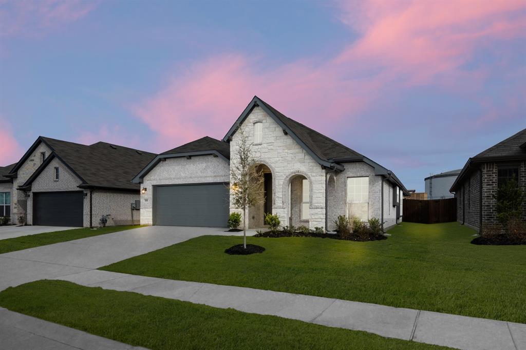 810 Misty Lane Cleburne, TX 76033 - Photo 30 of 30 810 Misty- Front-4