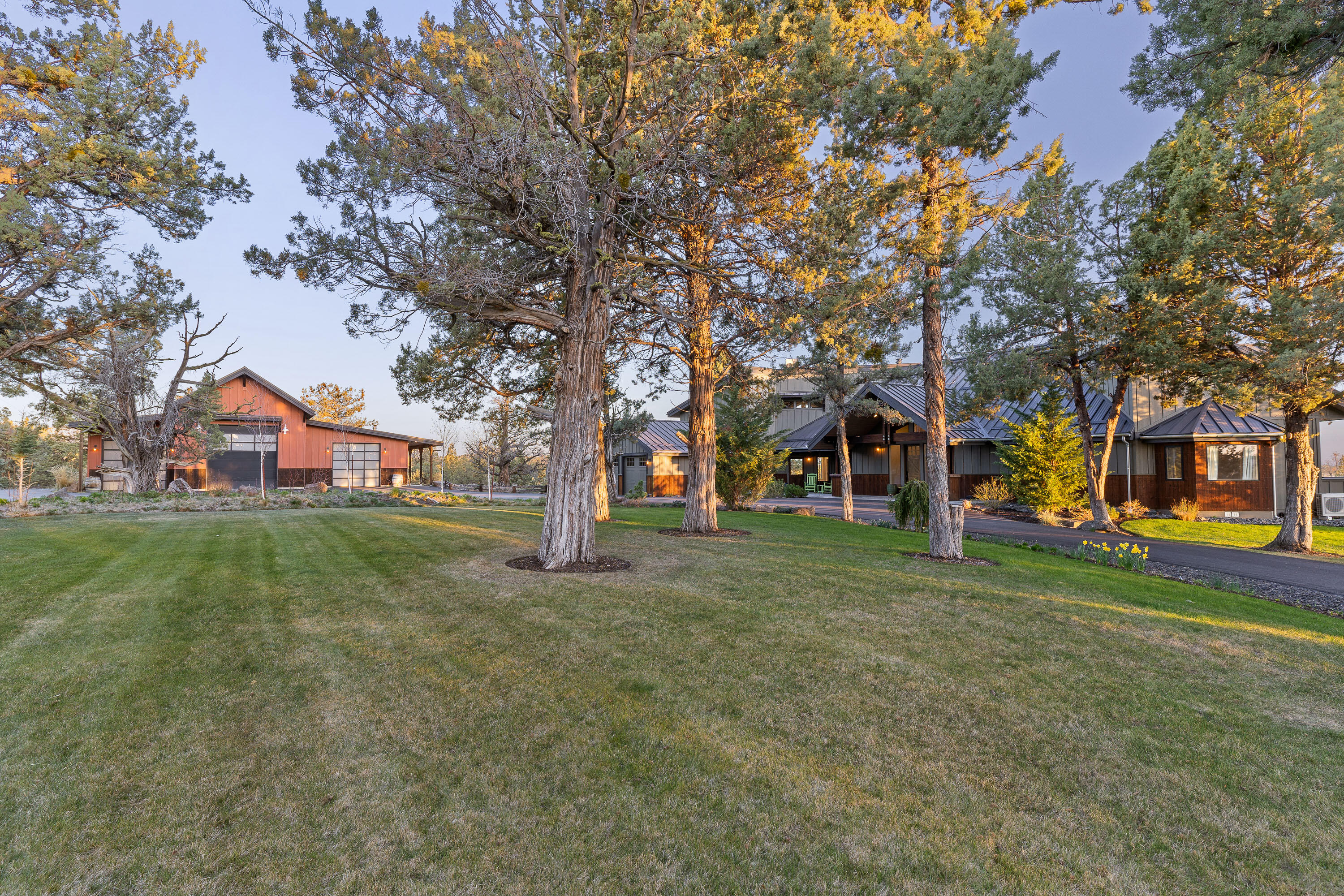 66279 Gerking Market Road Bend, OR 97703 - Photo 7 of 81 07