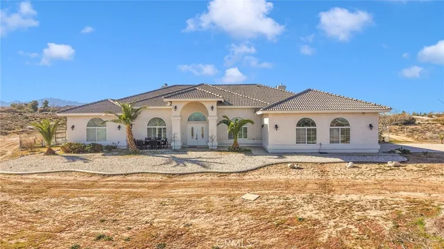 $749,000 | 6086 Pythagoras Avenue, Oak Hills, CA 92344