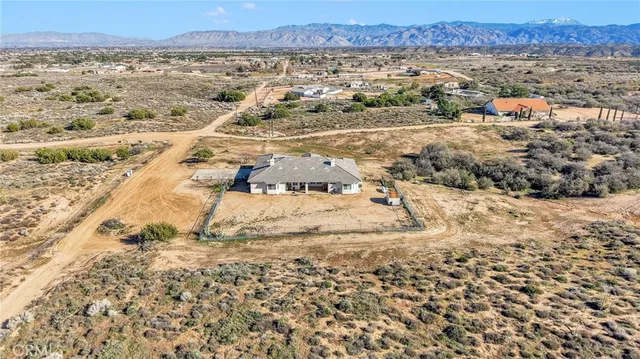 $749,000 | 6086 Pythagoras Avenue, Oak Hills, CA 92344