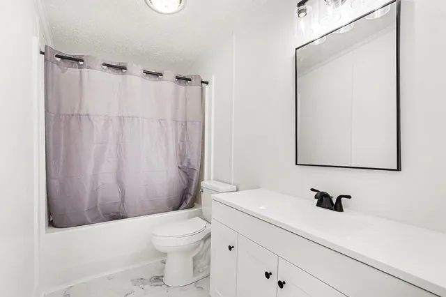 $249,900 | 195 63rd Street, South Haven, MI 49090