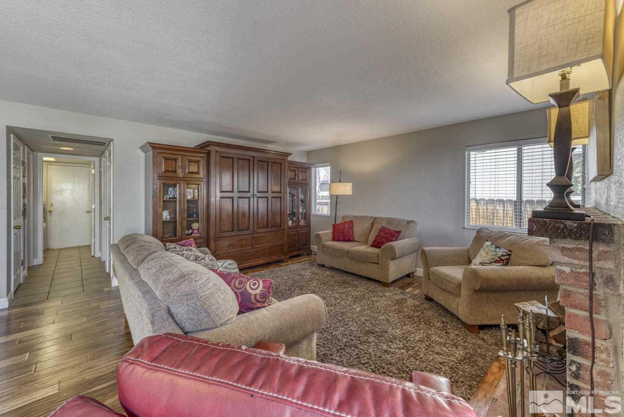 975 Leah Circle Reno, NV 89511 - Photo 14 of 40 Photo 14