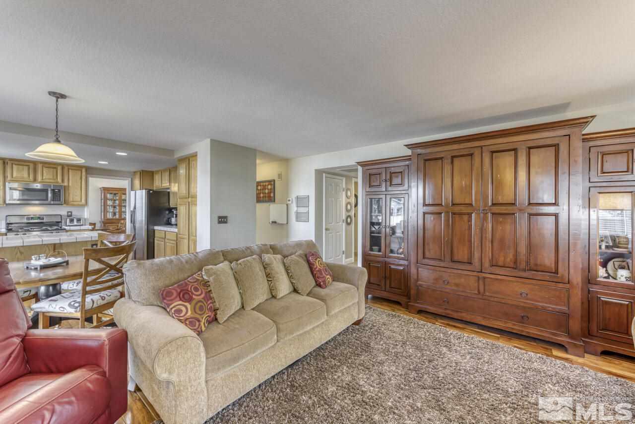 975 Leah Circle Reno, NV 89511 - Photo 16 of 40 Photo 16