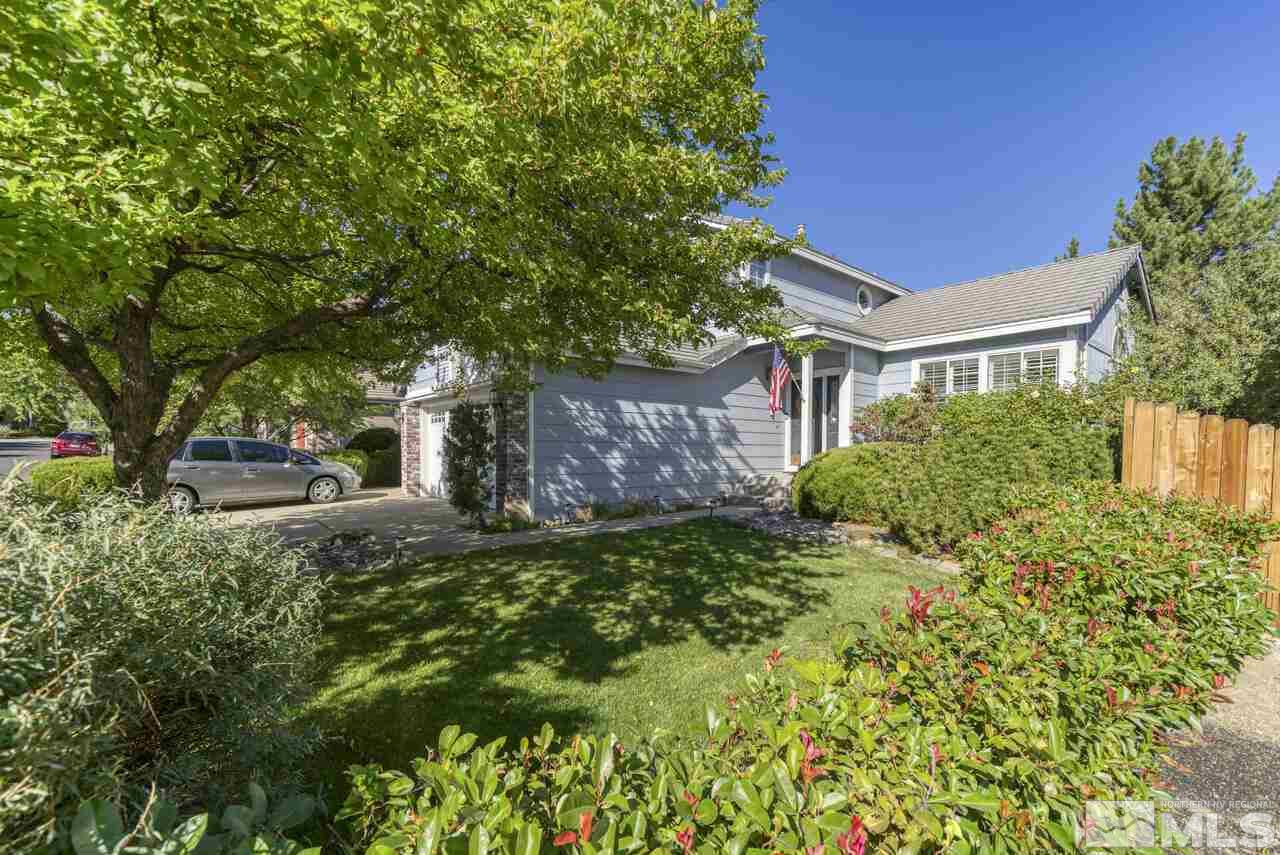 975 Leah Circle Reno, NV 89511 - Photo 3 of 40 Photo 3