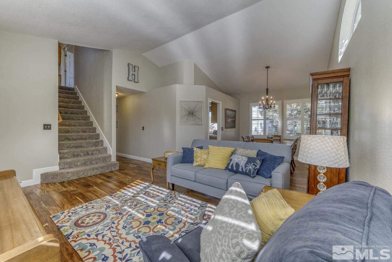 975 Leah Circle Reno, NV 89511 - Photo 6 of 40 Photo 6