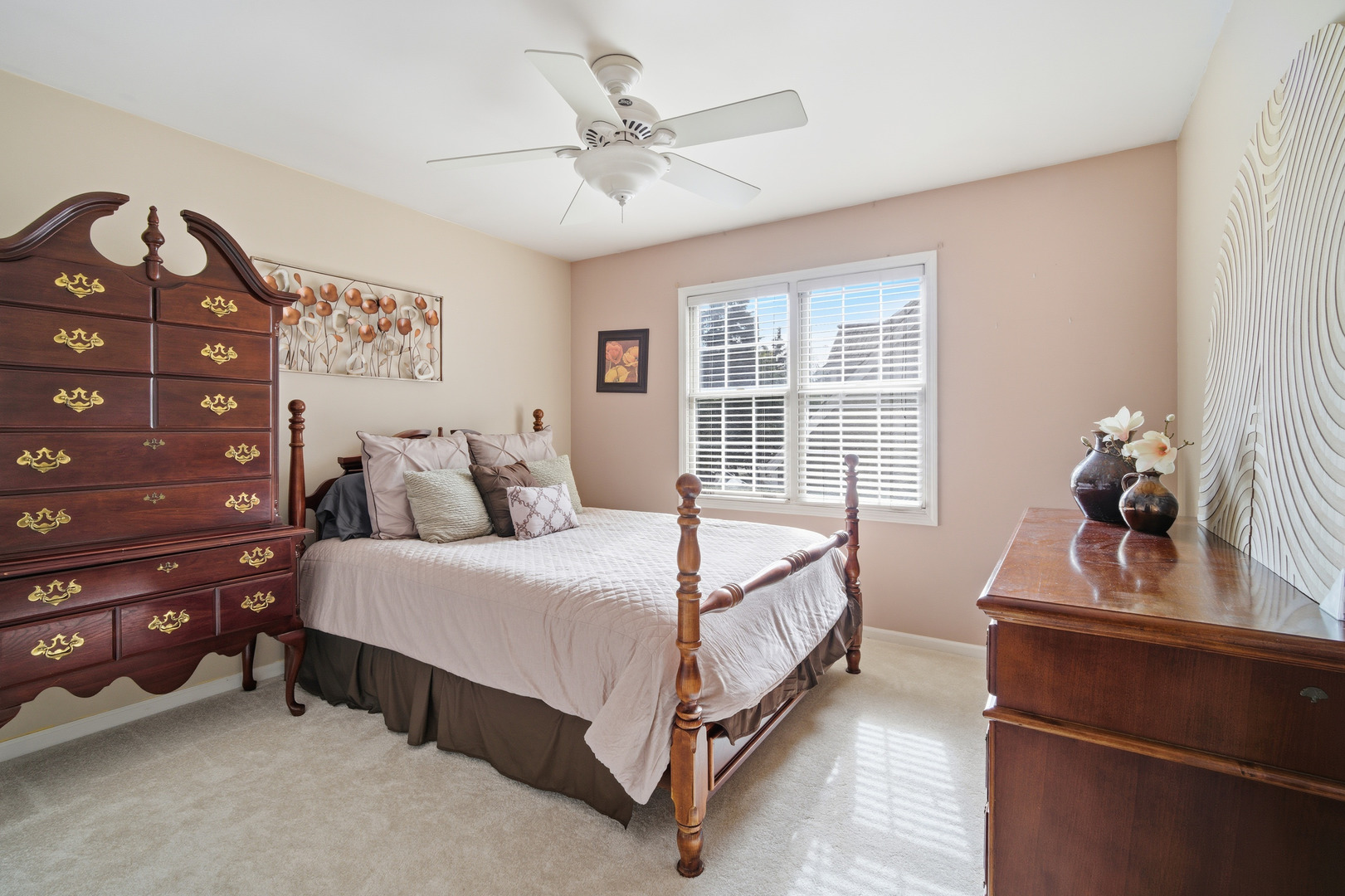 4837 Middle Road Gurnee, IL 60031 - Photo 13 of 24