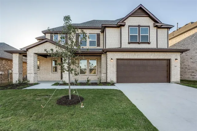 $465,761 | 210 Peckham Drive, Justin, TX 76247