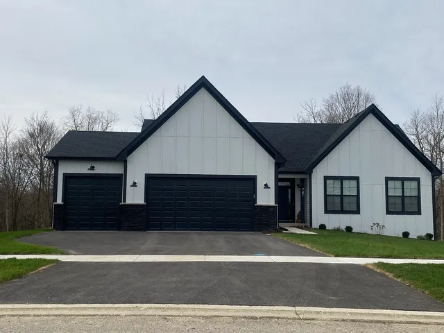 $467,990 | 2101 Bilstone Drive, Lynwood, IL 60411