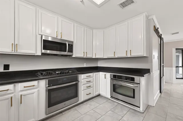 $524,900 | 707 Montclair Boulevard, Sugar Land, TX 77478