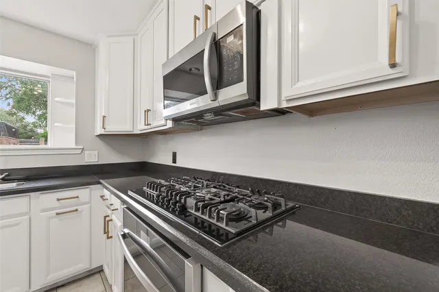 $524,900 | 707 Montclair Boulevard, Sugar Land, TX 77478