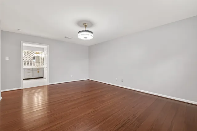 $524,900 | 707 Montclair Boulevard, Sugar Land, TX 77478