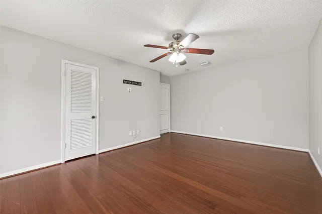 $524,900 | 707 Montclair Boulevard, Sugar Land, TX 77478