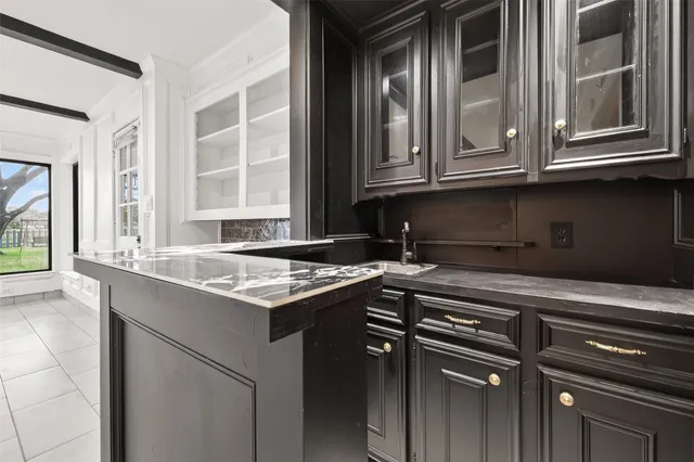 $524,900 | 707 Montclair Boulevard, Sugar Land, TX 77478