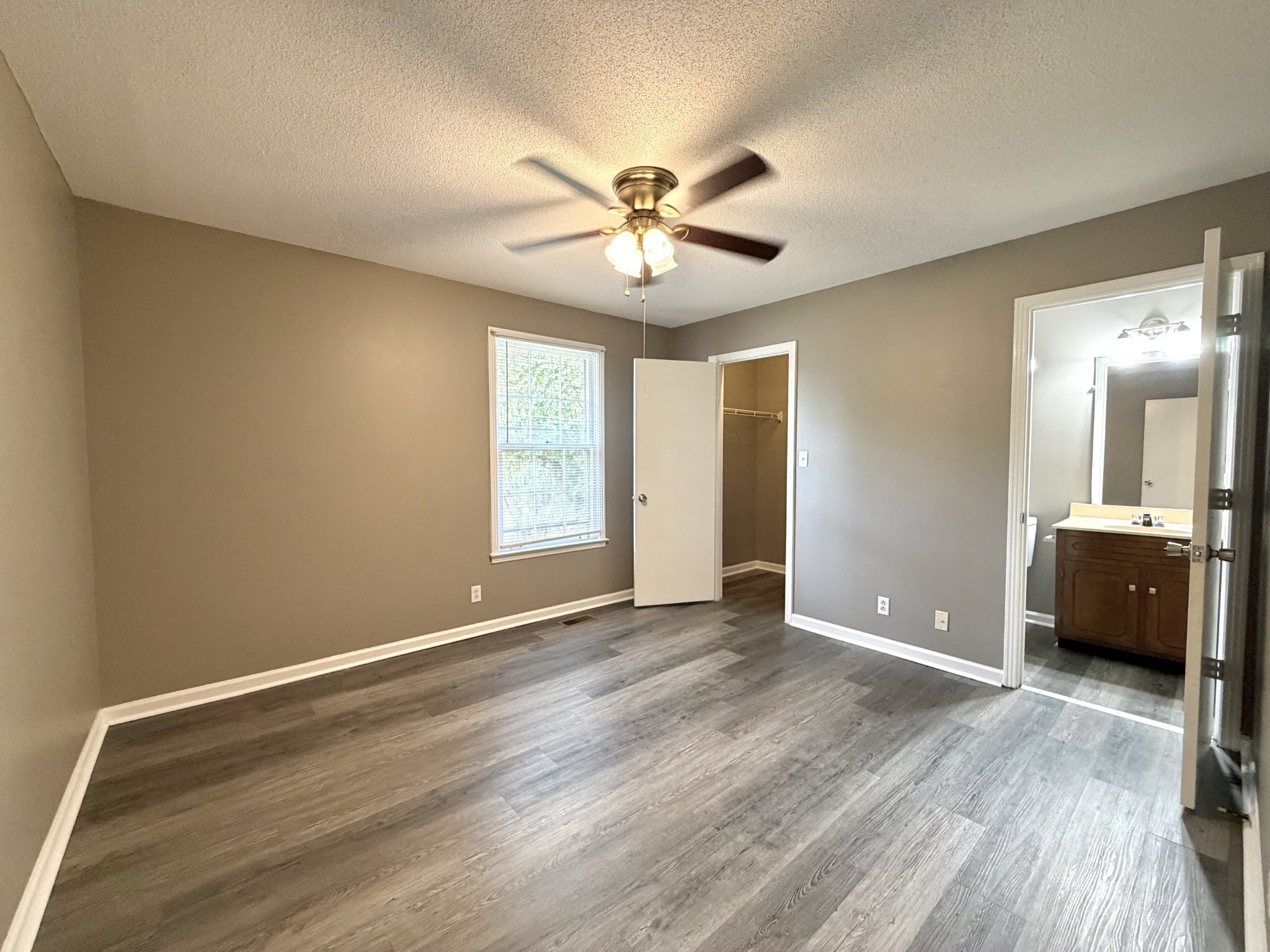 724 Dean Road Clarksville, TN 37040 - Photo 13 of 25 Gallery Image 13