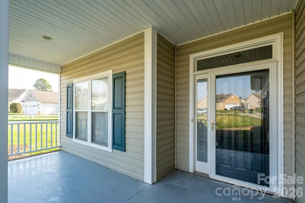 a view of an entryway of a house
