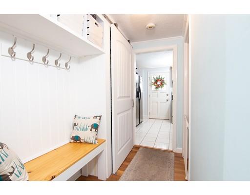 28 Pine Ridge Road Weymouth, MA 02189 - Photo 12 of 32