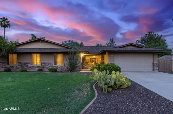 $4,000 | 15849 North 49th Place, Scottsdale, AZ 85254