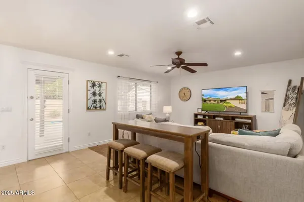 $4,000 | 15849 North 49th Place, Scottsdale, AZ 85254