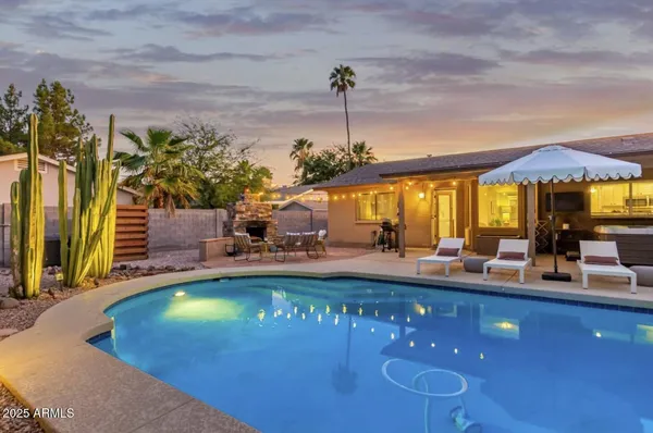 $4,000 | 15849 North 49th Place, Scottsdale, AZ 85254
