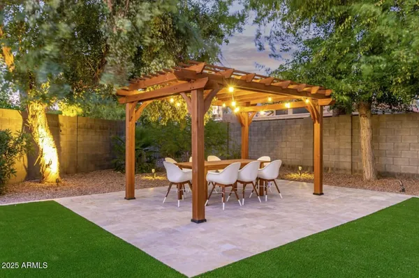 $4,000 | 15849 North 49th Place, Scottsdale, AZ 85254