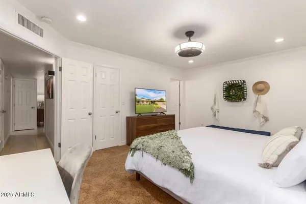 $4,000 | 15849 North 49th Place, Scottsdale, AZ 85254
