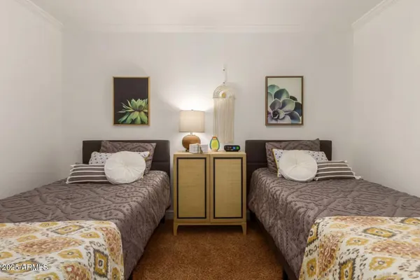 $4,000 | 15849 North 49th Place, Scottsdale, AZ 85254