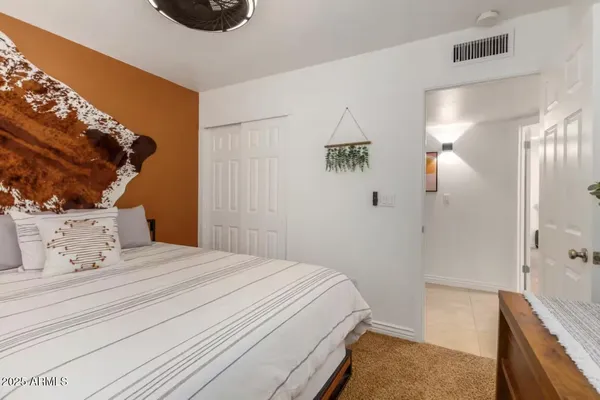 $4,000 | 15849 North 49th Place, Scottsdale, AZ 85254