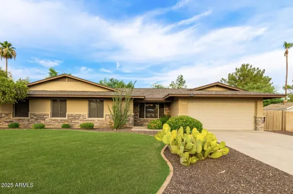 $4,000 | 15849 North 49th Place, Scottsdale, AZ 85254